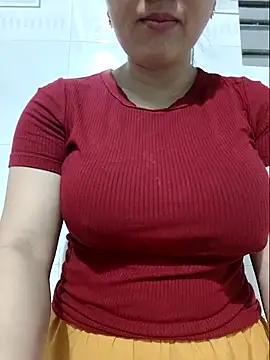 Snapshot of Shiny_Babe chatting on February 2026 01:15:01 AM Shiny Babe online show from February 2026 01:15:01 AM