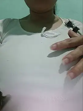 Shiny Babe online show from May 2026 05:34:01 AM