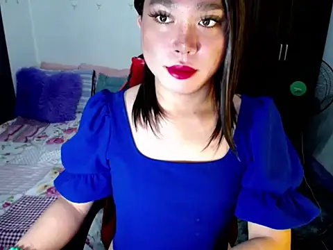 Snapshot of Urassiansweetcummer chatting on September 2025 12:22:02 AM Urassiansweetcummer online show from September 2025 12:22:02 AM