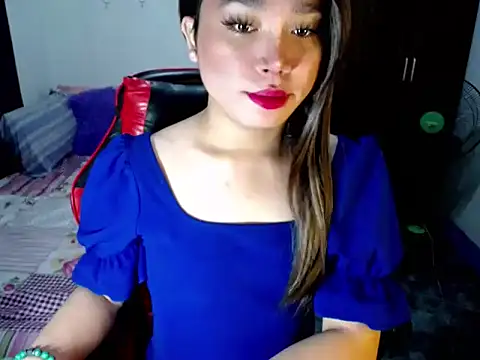 Snapshot of Urassiansweetcummer chatting on October 2025 01:47:01 AM Urassiansweetcummer online show from October 2025 01:47:01 AM