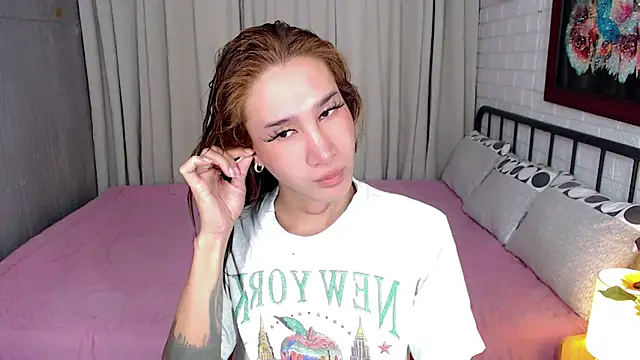 TRANSGODDESSA online show from November 2025 08:09:02 AM