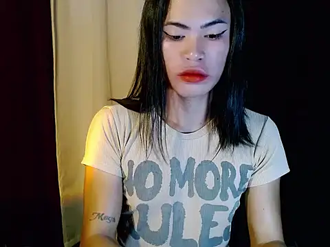 Snapshot of urhotty_megss chatting on March 2026 10:38:01 PM urhotty megss online show from March 2026 10:38:01 PM