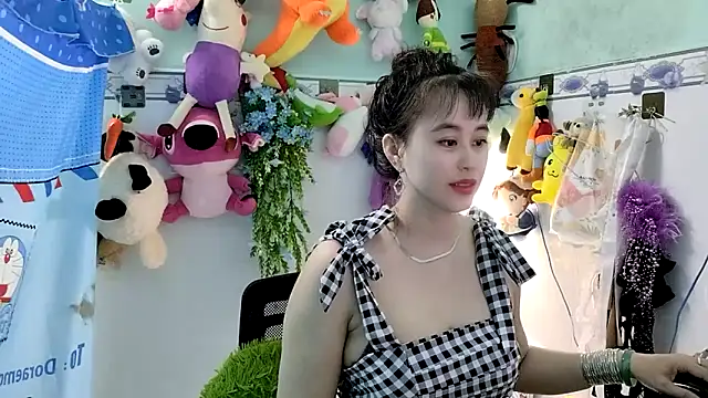 emgaixinhngoan online show from November 2025 05:18:01 AM