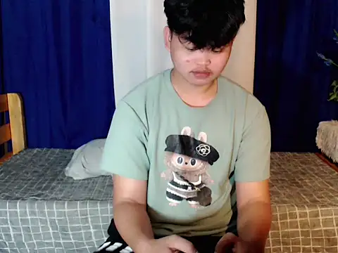 Reynelcock online show from February 2026 12:09:02 PM