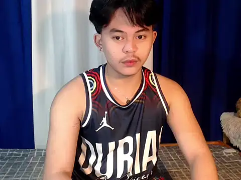 urguy toshi online show from October 2025 05:11:02 PM