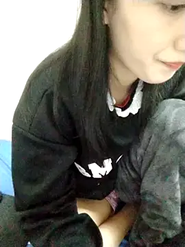 Kembong01 online show from December 2025 01:58:02 AM