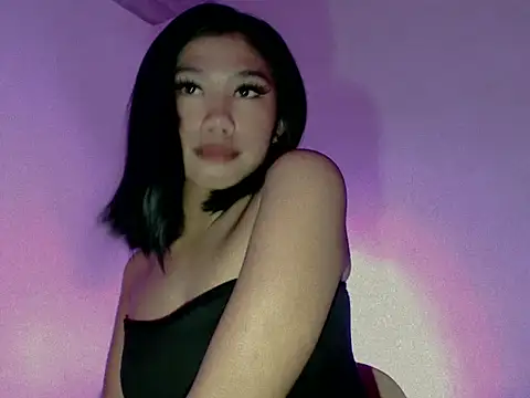 Snapshot of Maxine_Sucks chatting on October 2025 01:07:01 PM Maxine Sucks online show from October 2025 01:07:01 PM