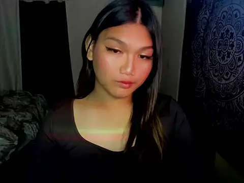 Lou heart online show from December 2025 04:33:01 PM