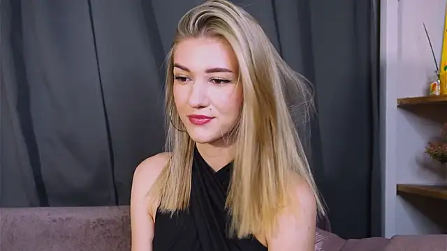 Snapshot of BeatrixGummer chatting on September 2025 08:20:01 PM BeatrixGummer online show from September 2025 08:20:01 PM