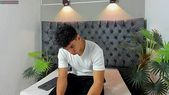 ALAN REDINGER online show from November 2025 12:49:02 PM