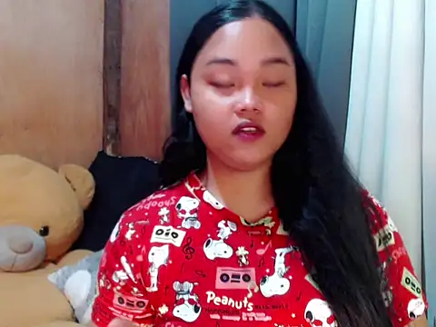  Lylia online show from December 2025 08:29:01 PM