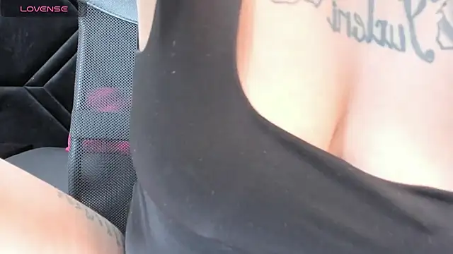 Dantzel  online show from February 2026 08:02:01 PM