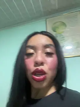 Snapshot of Xiiki chatting on April 2026 02:15:01 AM Xiiki online show from April 2026 02:15:01 AM