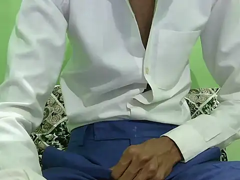 rockyy23boy online show from October 2025 09:49:01 PM