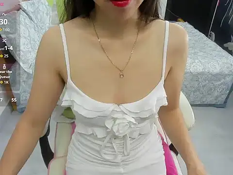 Snapshot of LuckyBabe_new01 chatting on September 2025 03:05:01 PM LuckyBabe new01 online show from September 2025 03:05:01 PM