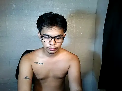 Snapshot of davaomilker chatting on March 2026 05:15:01 PM davaomilker online show from March 2026 05:15:01 PM