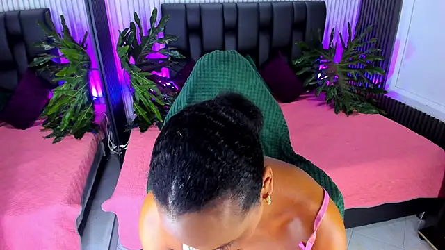 AriebonyBrooke online show from October 2025 11:41:02 AM