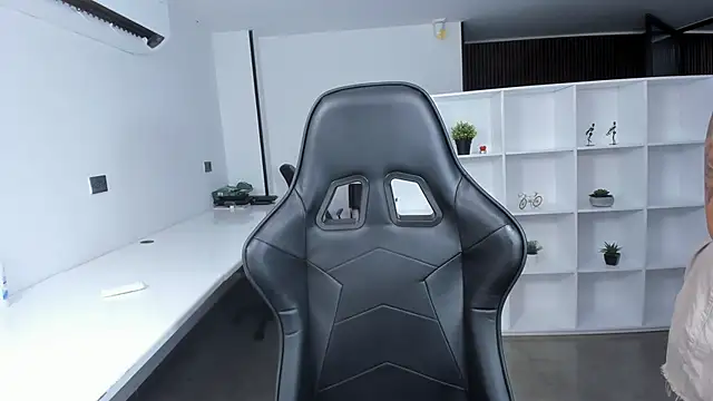 megan bigboobs  online show from November 2025 10:48:01 AM