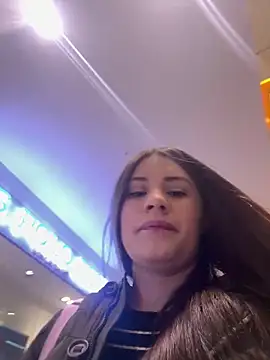 Isabella21  online show from November 2025 01:04:02 AM