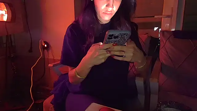 Snapshot of FenaLady chatting on January 2026 11:53:01 PM FenaLady online show from January 2026 11:53:01 PM