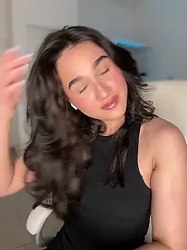 julieta jhonss online show from March 2026 03:12:01 AM