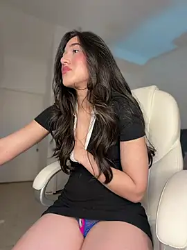 julieta jhonss online show from August 2026 02:57:02 AM