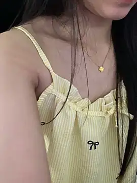 JennyQueen18 online show from April 2026 06:19:02 AM