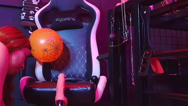 Meghan storm online show from October 2025 01:42:02 AM