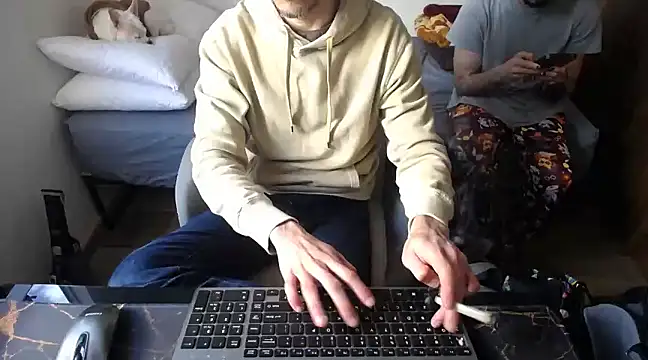 Snapshot of bossking017 chatting on January 2025 04:02:02 PM bossking017 online show from January 2025 04:02:02 PM