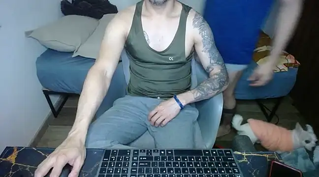 Snapshot of bossking017 chatting on March 2025 03:22:02 AM bossking017 online show from March 2025 03:22:02 AM