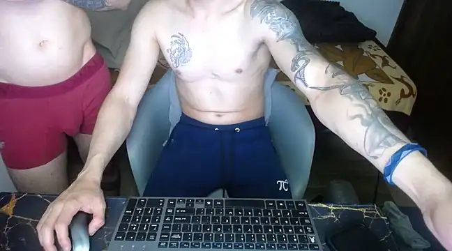 Snapshot of bossking017 chatting on March 2025 02:48:01 AM bossking017 online show from March 2025 02:48:01 AM