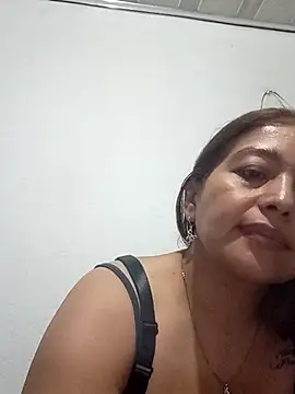 Bellamoretii5 online show from September 2025 06:44:02 PM