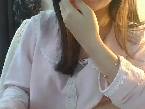 Linzly online show from December 2025 02:53:02 AM