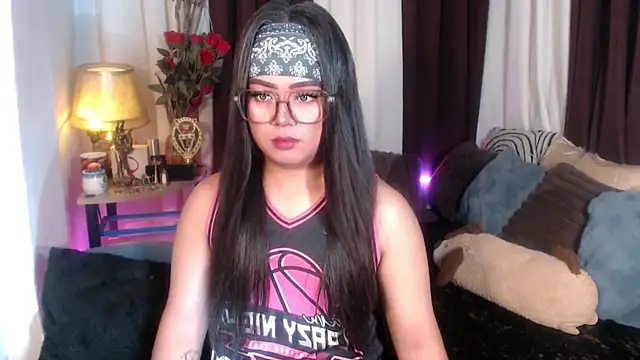 YourSweet-mich online show from April 2026 06:08:01 AM