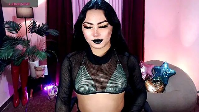 Snapshot of Unique_Maya chatting on October 2025 08:51:02 AM Unique Maya online show from October 2025 08:51:02 AM