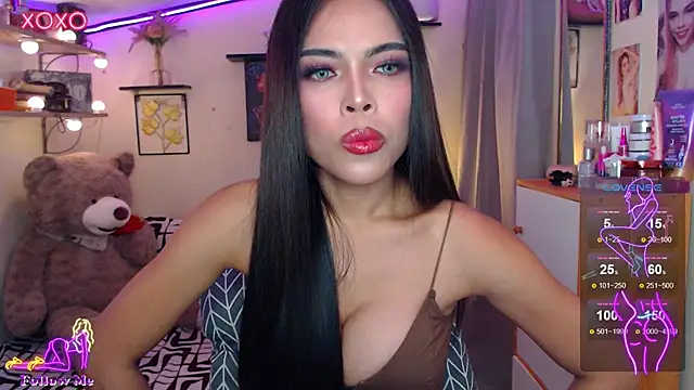 izabella moore online show from May 2026 03:46:02 AM
