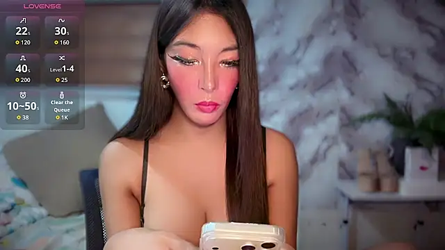 yuminasaixx online show from July 2026 10:01:01 PM