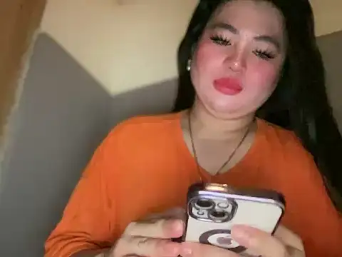 Naughtyrosecum online show from November 2025 05:55:01 AM