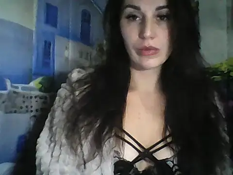 Snapshot of Qinini chatting on October 2025 08:20:02 PM Qinini online show from October 2025 08:20:02 PM