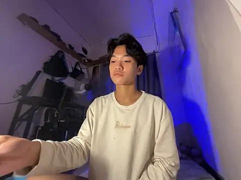 ur little secret online show from December 2025 03:52:01 PM