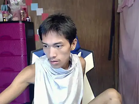 Snapshot of riks_tyler chatting on July 2026 05:04:02 PM riks tyler online show from July 2026 05:04:02 PM