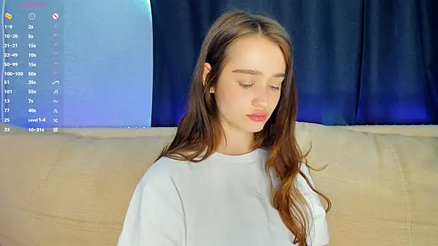 lovelyalivia online show from June 2026 08:28:02 AM