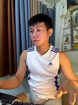 xshyboyx online show from January 2026 03:33:01 AM