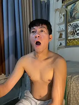 xshyboyx online show from February 2026 11:30:02 AM