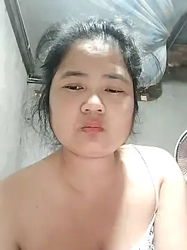 Snapshot of BigBoobs186 chatting on February 2026 11:42:02 PM BigBoobs186 online show from February 2026 11:42:02 PM