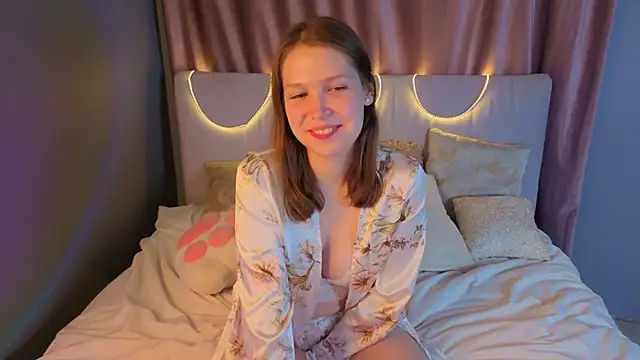 Snapshot of BeatrixCarIeton chatting on September 2025 06:42:01 PM BeatrixCarIeton online show from September 2025 06:42:01 PM