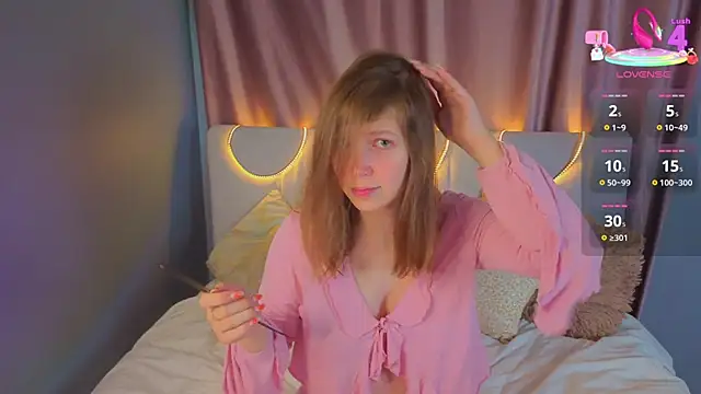 Snapshot of BeatrixCarIeton chatting on September 2025 06:44:02 PM BeatrixCarIeton online show from September 2025 06:44:02 PM
