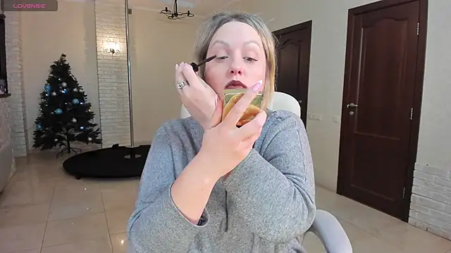 Snapshot of MariemLui chatting on January 2026 01:49:02 PM MariemLui online show from January 2026 01:49:02 PM