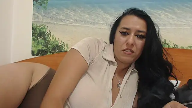 Maryem637048 online show from September 2025 12:40:02 PM