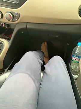 Meii-meyy online show from February 2026 08:14:01 AM